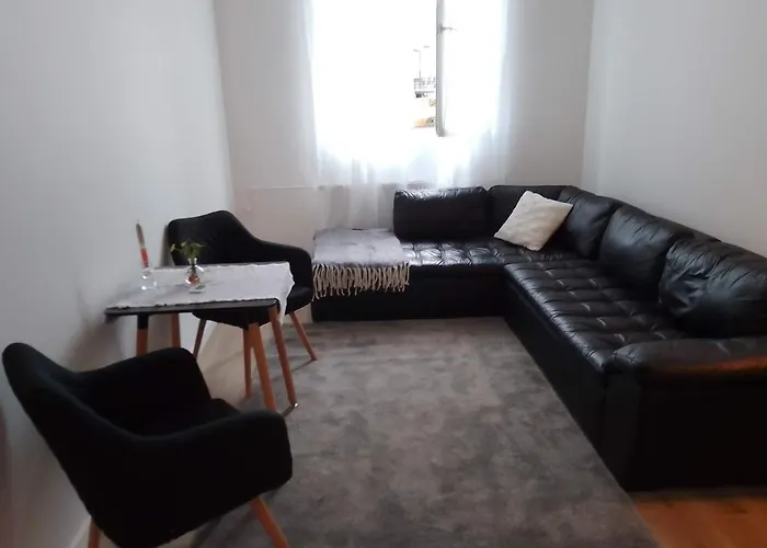 Dejlig Lejlighed I Havn With King Size Bed * Gråsten